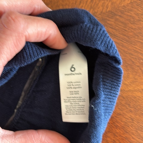 Carters Baby Girl Sweater/ Legging Set - Size 6M - Picture 7 of 10